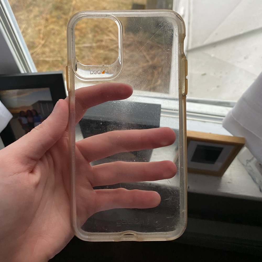 IPHONE 11 PRO MAX CLEAR CASE